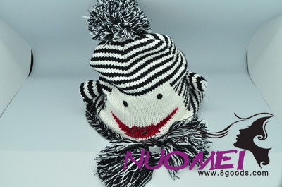 SK7717smile face hat  for kids,warm and soft. used in cold days